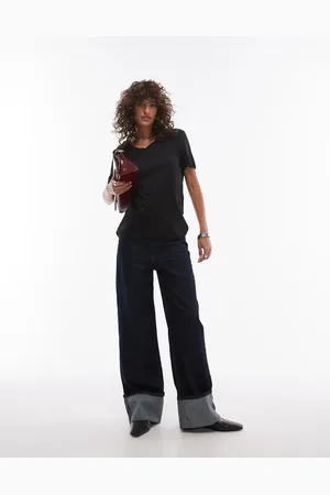 SELECTED Femme v neck t-shirt with short sleeves in