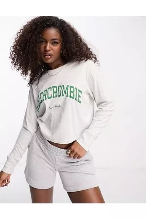 Abercrombie & Fitch Cropped chest logo sweatshirt in