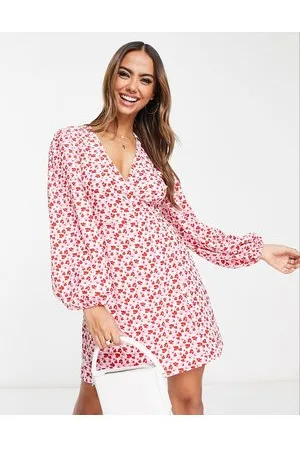 Glamorous Wrap mini tea dress in pink ditsy