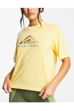 Nike Trail logo t-shirt in