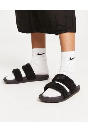 Nike sandals with discount sunflowers