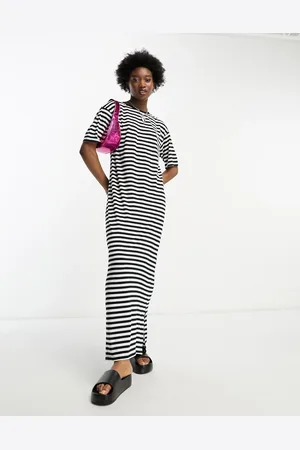 Noisy May Maxi t-shirt dress in & white stripe