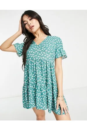 REBELLIOUS FASHION Mini smock dress in floral print