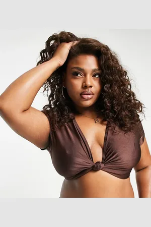 South Beach Exclusive knot front bikini top in