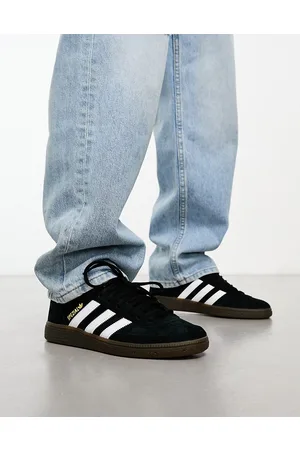 adidas Handball Spezial gum sole trainers in black