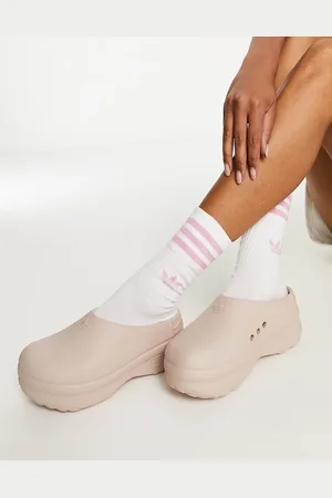 adidas Stan mules in beige