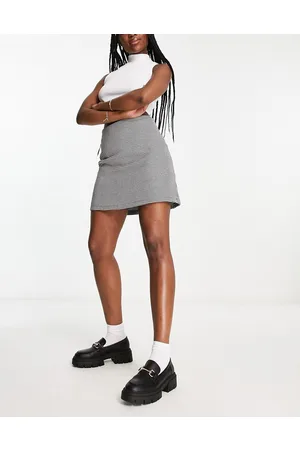 Monki Mini skirt in black and white mini houndstooth