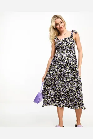VIOLET ROMANCE Tie strap midi dress in ditsy floral print