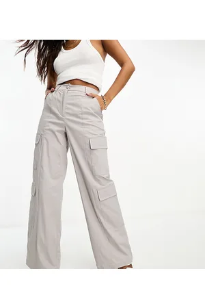 Extro & Vert Petite 90s wide leg cargo trousers in stone