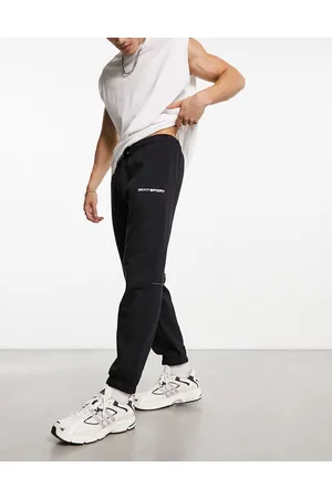 DKNY Men - Trousers / Pants, 100% cotton, material feels like Corduroy /  Felt W31, Men's Fashion, Bottoms, Trousers on Carousell