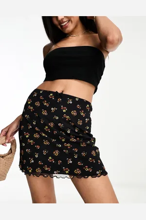 Hollister 90s mesh mini skirt in in ditsy floral