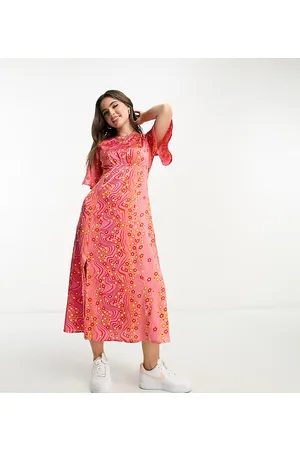 Influence Petite Satin midi tea dress in floral print