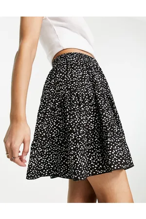 I saw it first Tiered ruffle mini skirt in black spot print