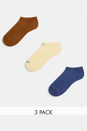 Nike Everyday Plus 3-pack no show socks in blue, vanilla and brown