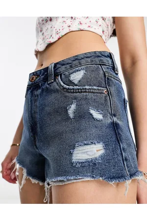 New Look Ripped denim mom short in vintage