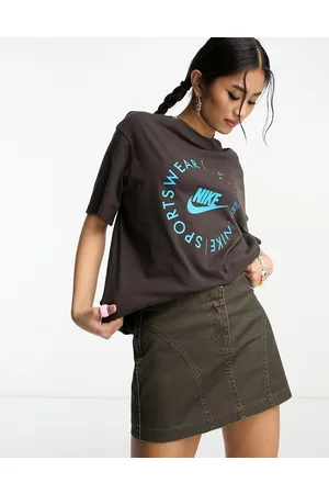 Nike Sport Utility graphic boyfriend t-shirt in velvet