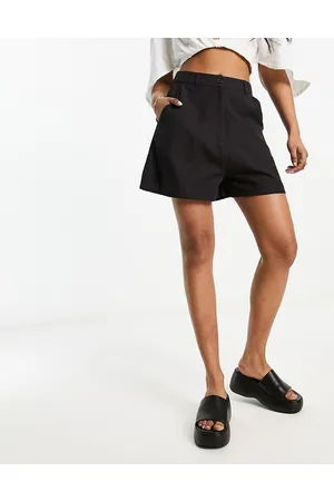 Influence Linen look shorts in