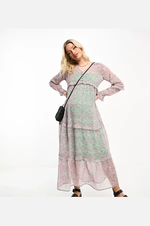 VIOLET ROMANCE Button front tiered midaxi dress in floral print