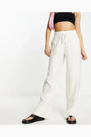 Stradivarius Crinkle pull on wide leg trouser in ecru
