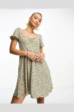 Daisy Street Puff sleeve mini tea dress in vintage ditsy