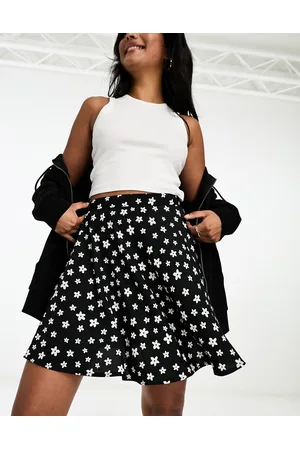 ASYOU satin flippy skirt in black