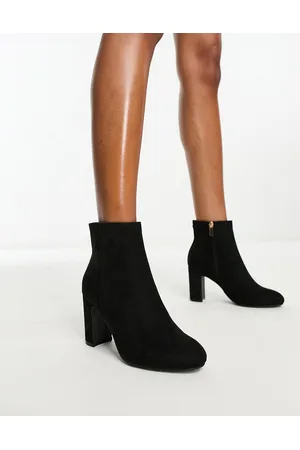 New Look 60's Block Heel Boots | ASOS | White boots, Boots outfit, Boots  fall