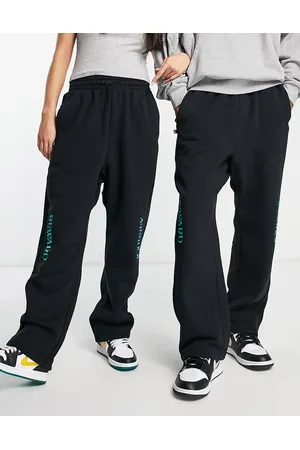 Kyrie store irving joggers