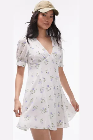 Topshop Scoop neck vintage floral mini tea dress in vintage floral