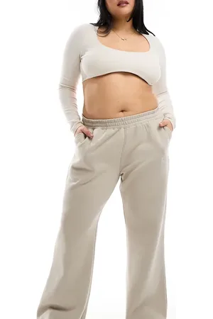 Kaiia Plus wide leg joggers in stone
