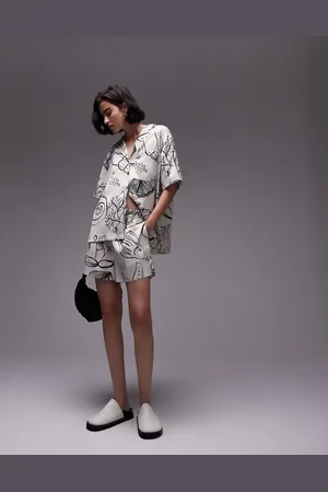 Topshop Co-ord satin printed shell short in ecru