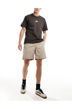 Dickies Fincastle tech shorts in beige