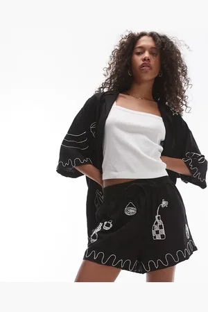 Topshop Co-ord embroidered pull on short in