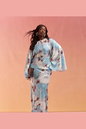 ASOS ASOS DESIGN Curve satin batwing bias maxi dress in blurred floral