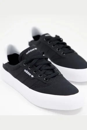 adidas 3MC trainers in and white