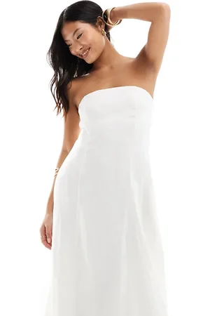 Forever New Ever New Petite bandeau linen midaxi dress with pockets in
