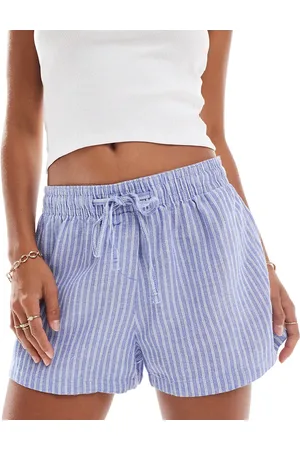 Stradivarius STR Petite rustic pull on short in stripe