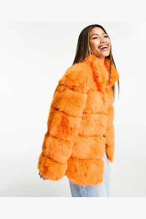 Jayley Faux fur ribbed short jacket in