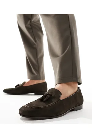 WALK LONDON Trent Tassel Loafers In Suede