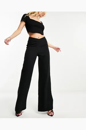 NaaNaa Wide leg trousers with v-waist detail in
