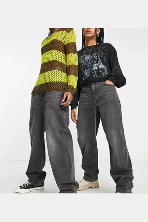Reclaimed Unisex loose leg jean in washed