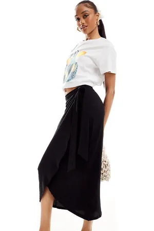 Pieces® Wrap midi skirt in