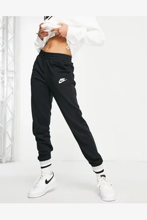 Nike Joggers in