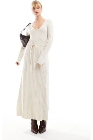 Pretty Lavish Lightweight knit midaxi dress in ecru