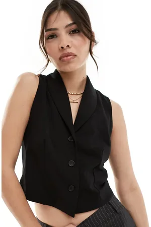 New Look Three button waistcoat in