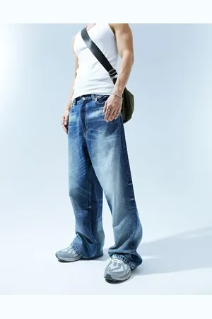 Bershka Super baggy washed jeans in