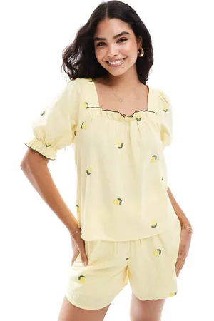 Pieces® Embroiderd lemon top co-ord in