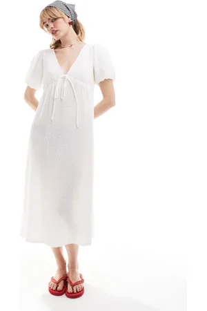 Glamorous Textured v-neck midi dress in