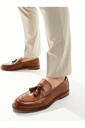 WALK LONDON Putney Tassel Loafers In Tan Leather
