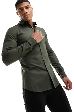 New Look Long sleeve muscle fit poplin shirt in khaki