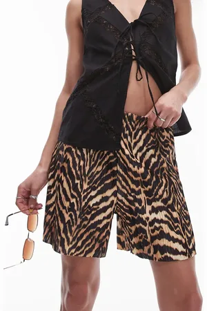 Topshop Tiger crinkle plisse wide leg short in